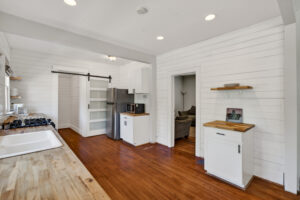 405 Walnut Ave, Charlotte NC 28208