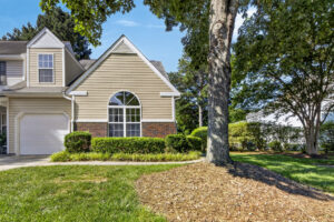 8911 Bryant Field Circle, Charlotte, North Carolina 28277, United States