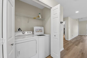 8911 Bryant Field Circle, Charlotte, North Carolina 28277, United States