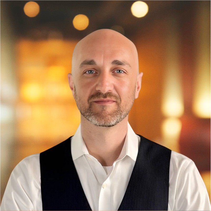 Saimir Ogranaja, founder and appraiser